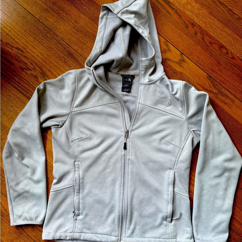 North Face women’s wind stopper fleece M